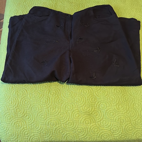 Pants - Picture 3 of 5